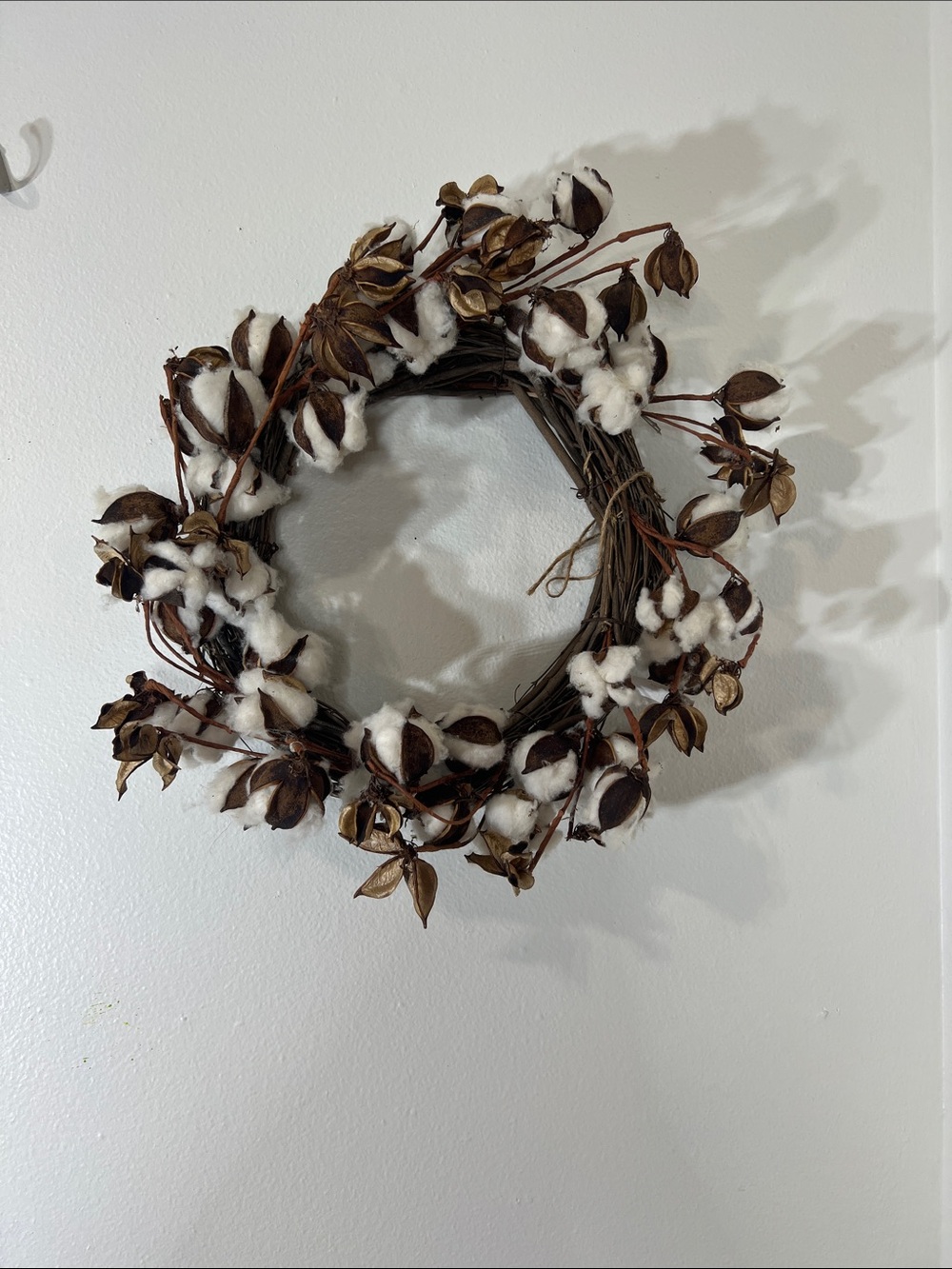 Rustic Cotton Boll Wreath - Natural White and Brown Approximately 18x18